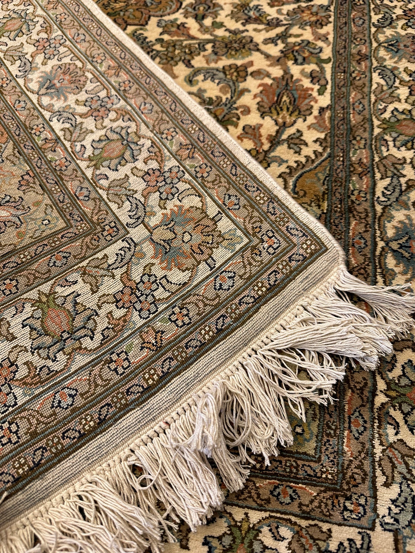 2.5x4 Ft Kashan Silk Carpet ArtAsiaHandicrafts