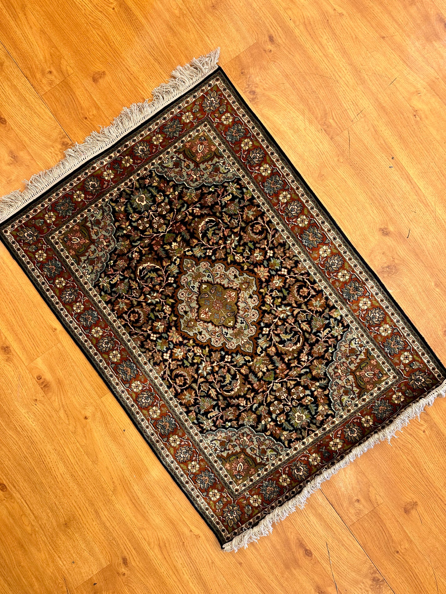 3x2 FT Kashan Silk Carpet ArtAsiaHandicrafts