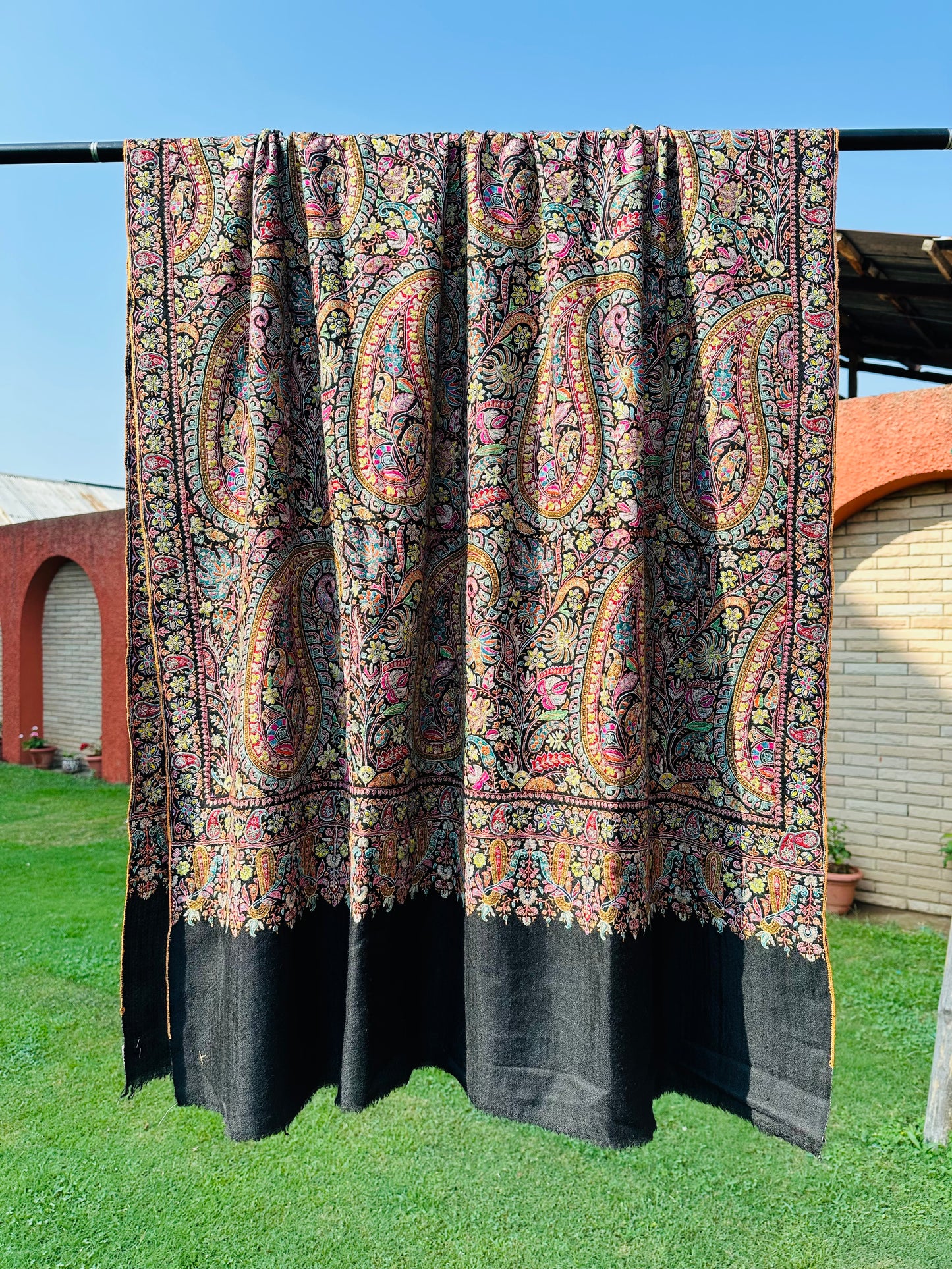 Black Sozni Pashmina Shawl ArtAsiaHandicrafts