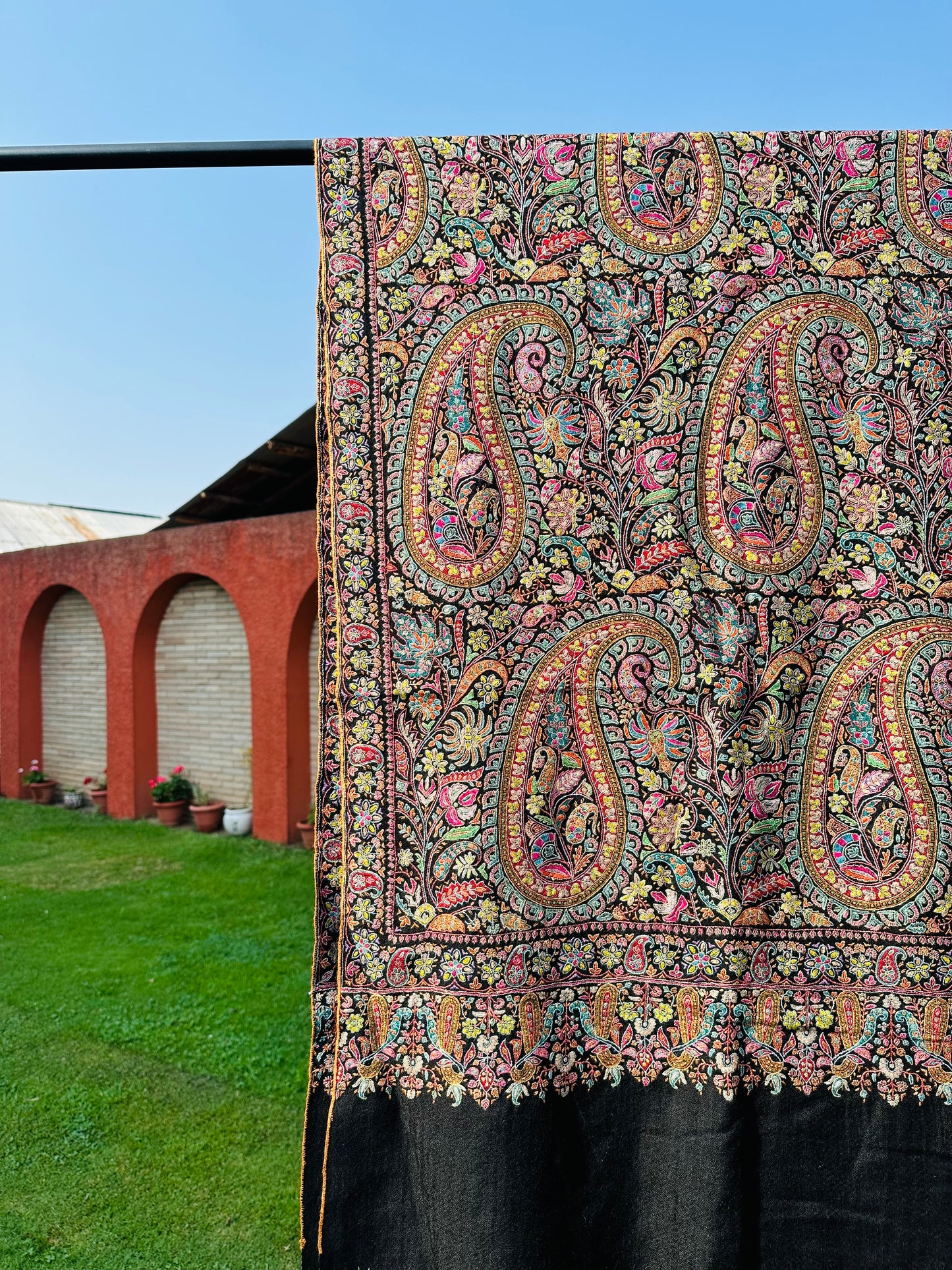 Black Sozni Pashmina Shawl ArtAsiaHandicrafts