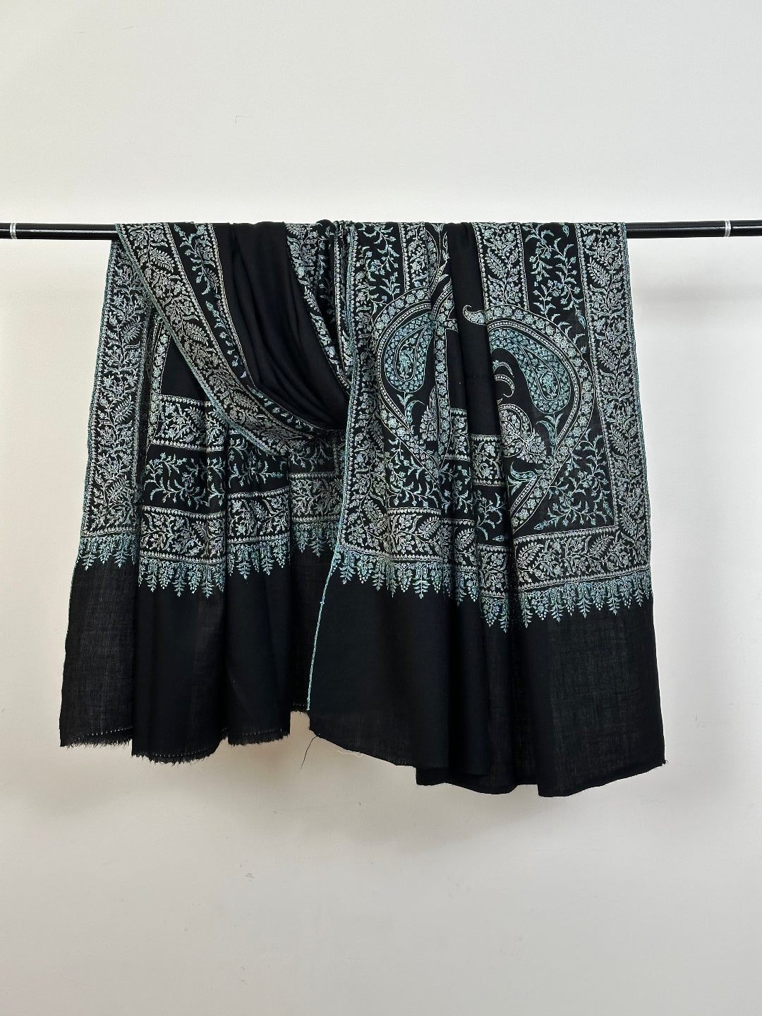 Black Koni Pashmina Shawl