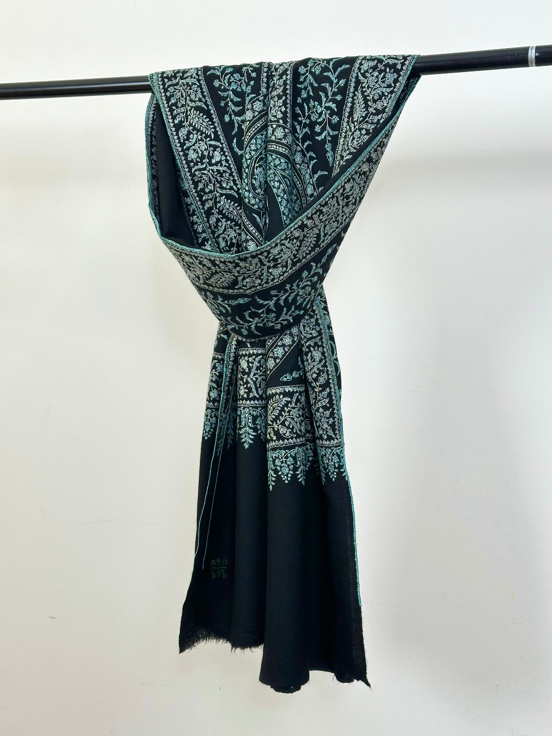 Black Koni Pashmina Shawl