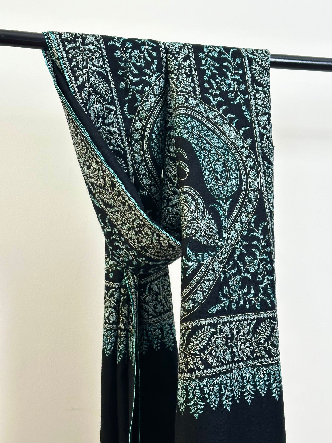 Black Koni Pashmina Shawl