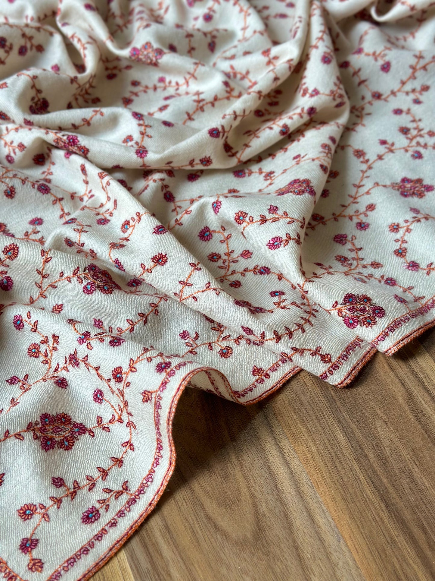 White Jaal Pashmina Shawl