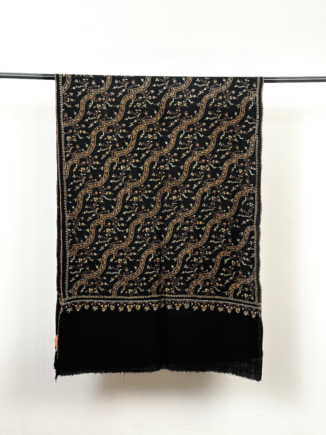 Black Dahaari Sozni Scarf