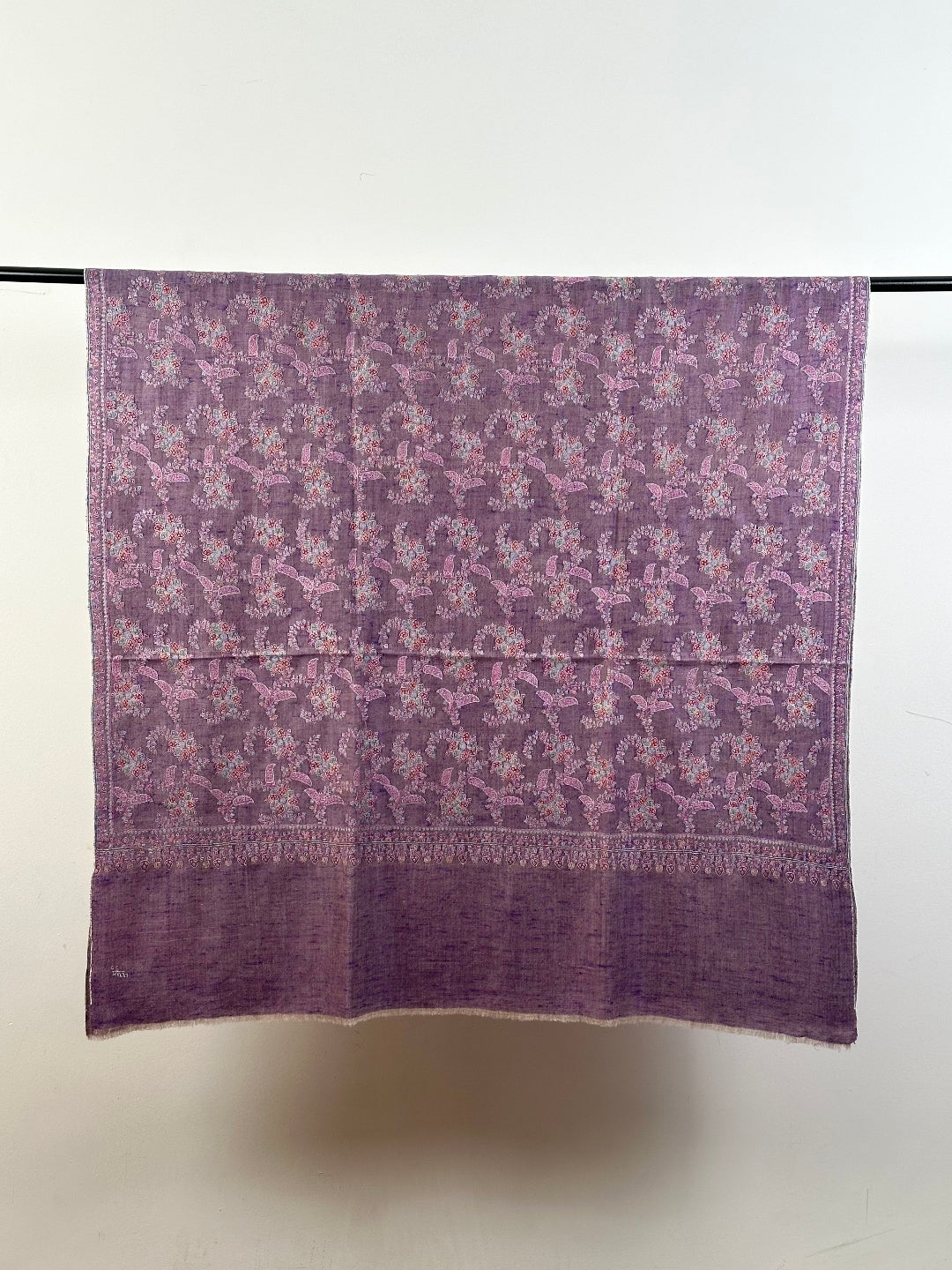 PASTEL PURPLE SOZNI EMBROIDERY DRAPE PURE PASHMINA SHAWL
