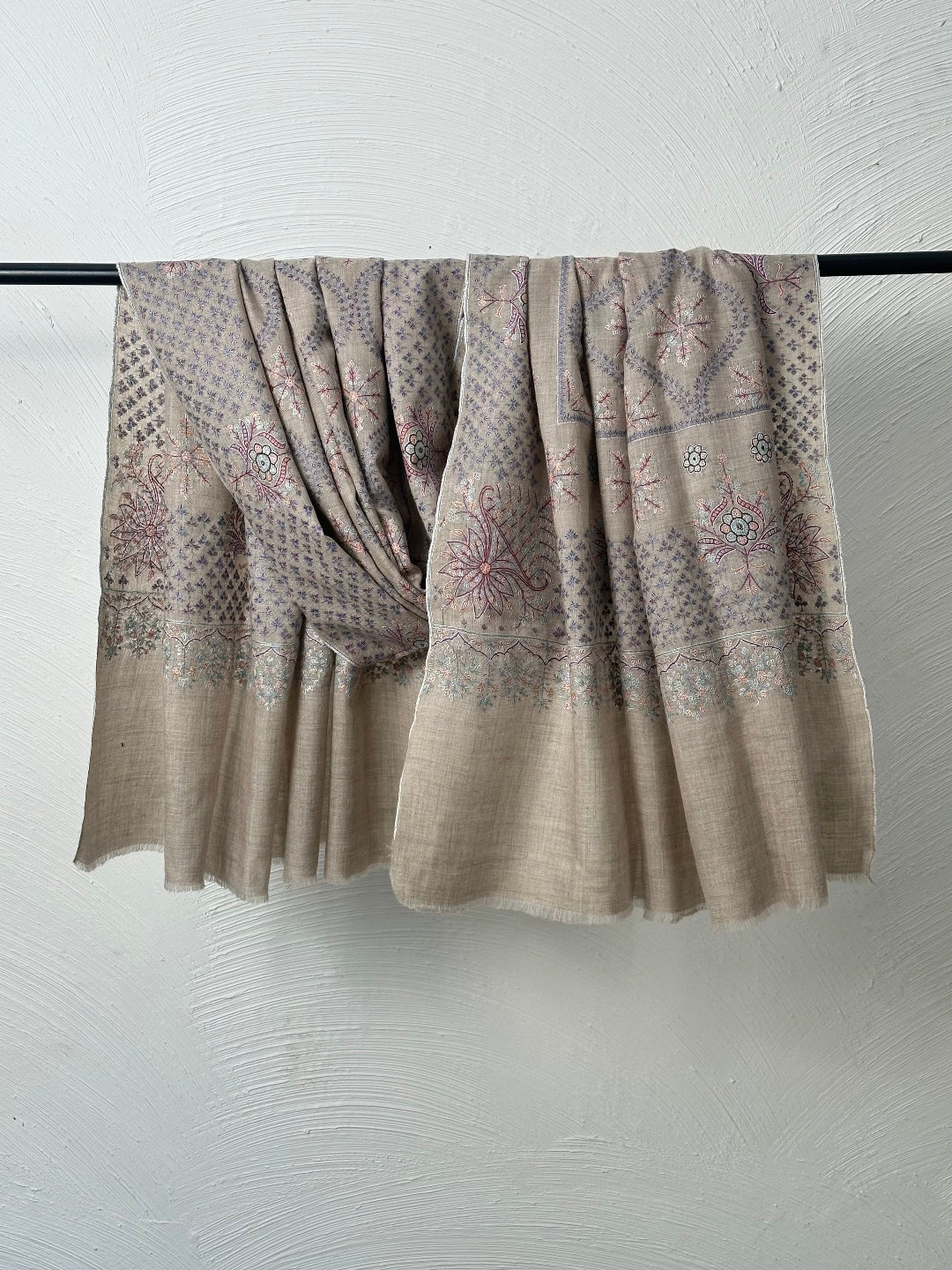 FINE DESIGNER HANDMADE BEIGE COLOUR PASHMINA SHAWL