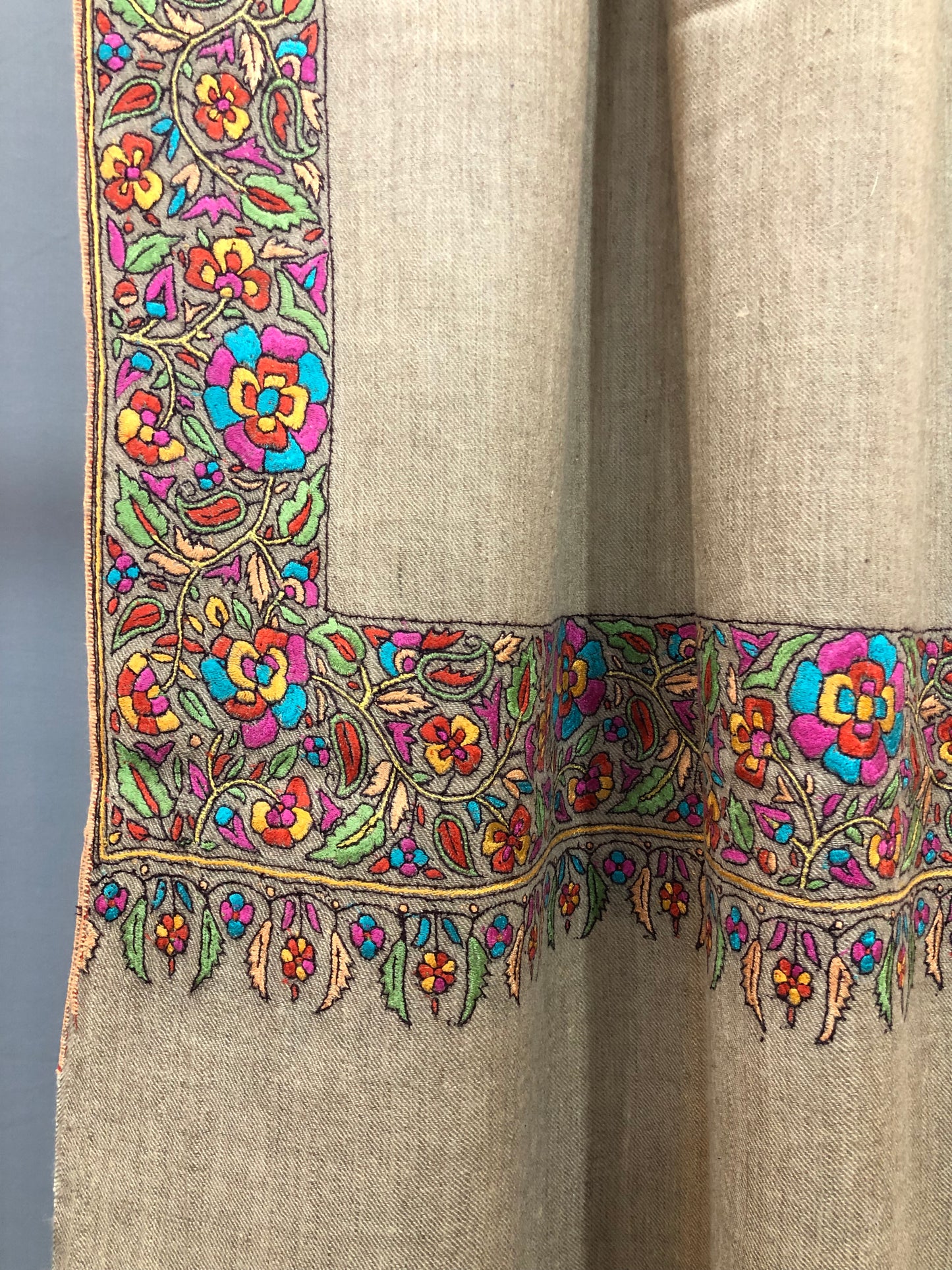 Natural Paper Mache Doardaar Shawl ArtAsiaHandicrafts