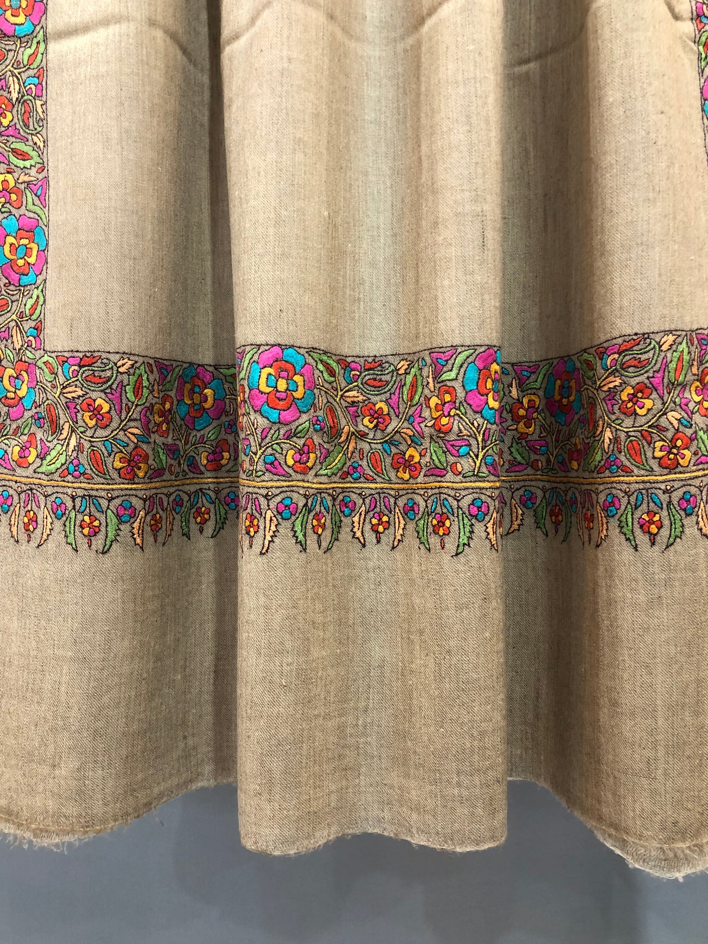 Natural Paper Mache Doardaar Shawl ArtAsiaHandicrafts