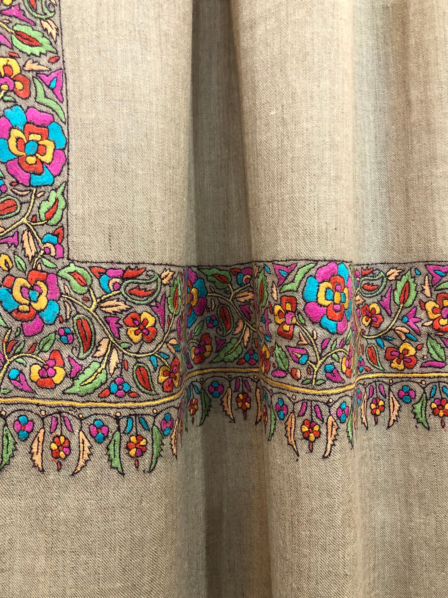 Natural Paper Mache Doardaar Shawl ArtAsiaHandicrafts