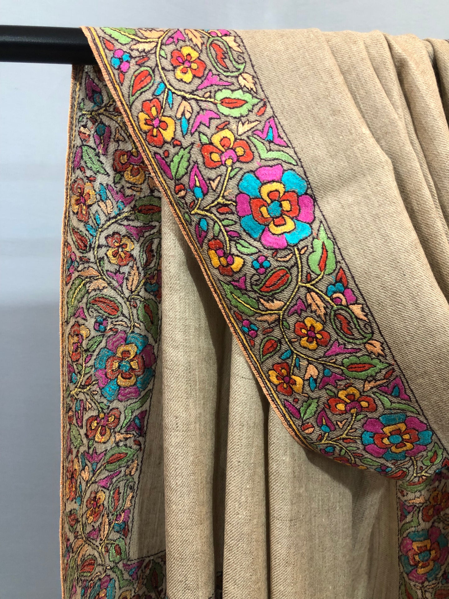 Natural Paper Mache Doardaar Shawl ArtAsiaHandicrafts