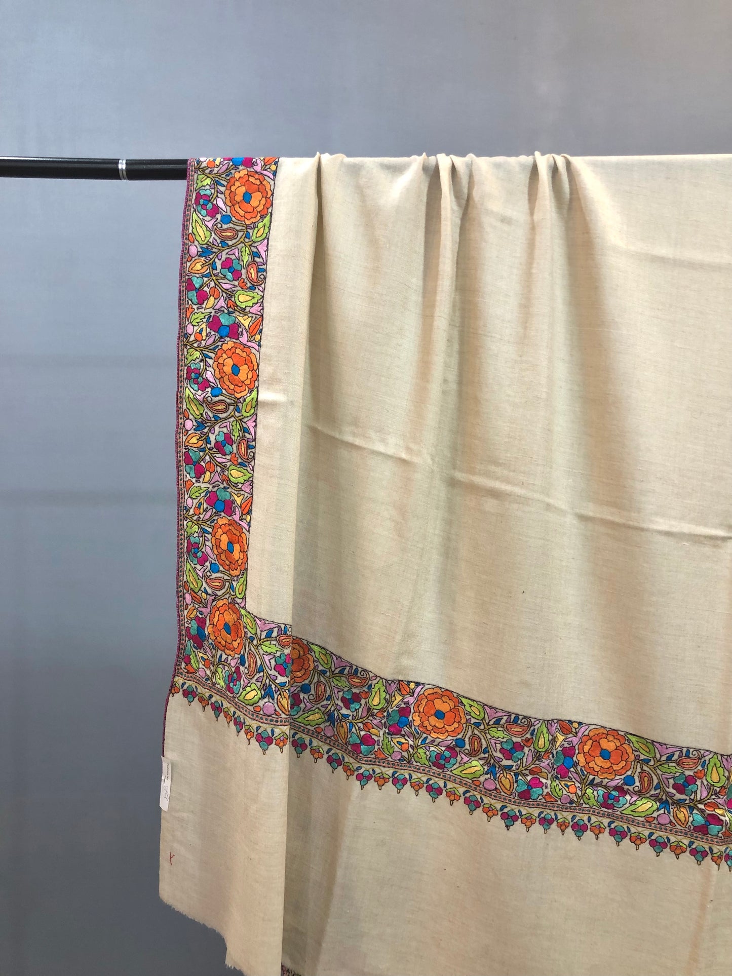 White Paper Mache Doardaar Shawl ArtAsiaHandicrafts