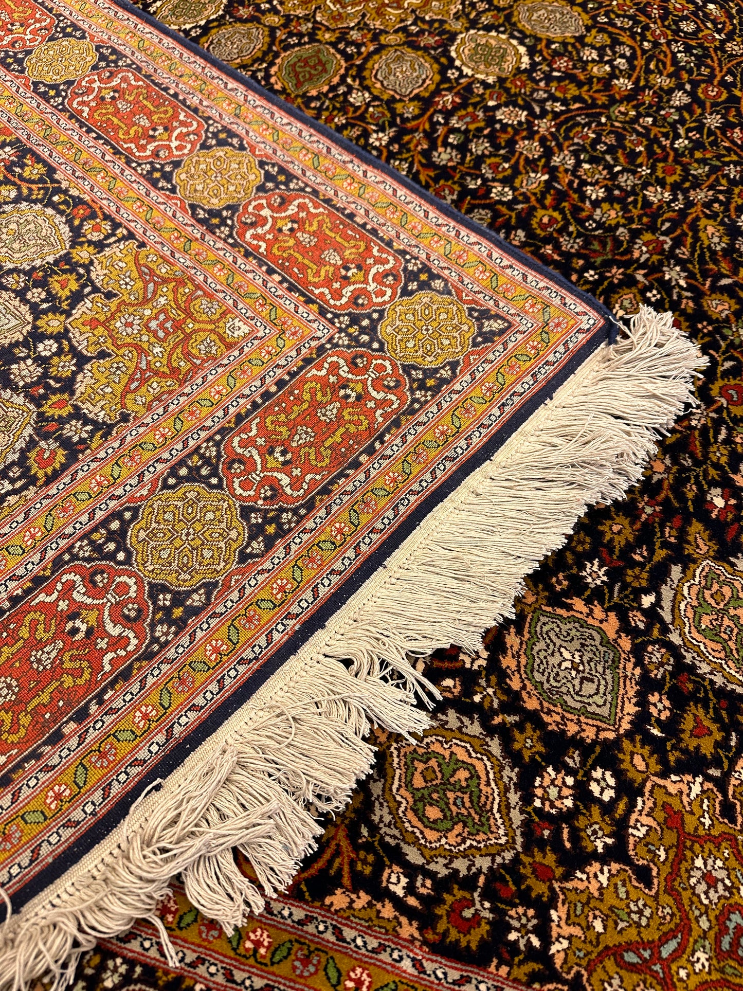 6x4 Ft Ardabil Silk Carpet ArtAsiaHandicrafts