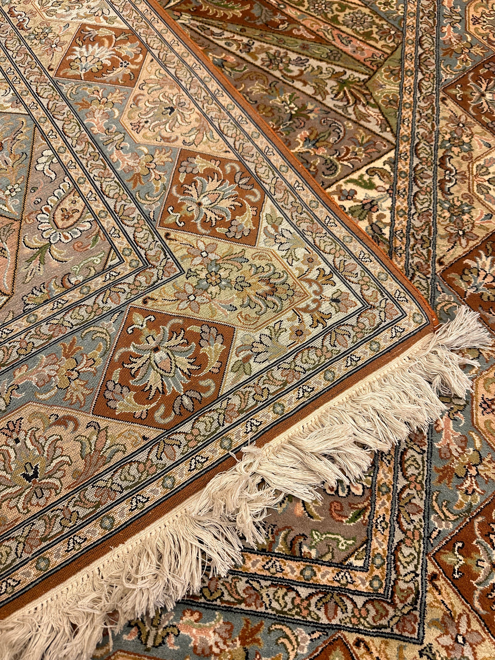 6x4 Ft Gumband Silk Carpet ArtAsiaHandicrafts