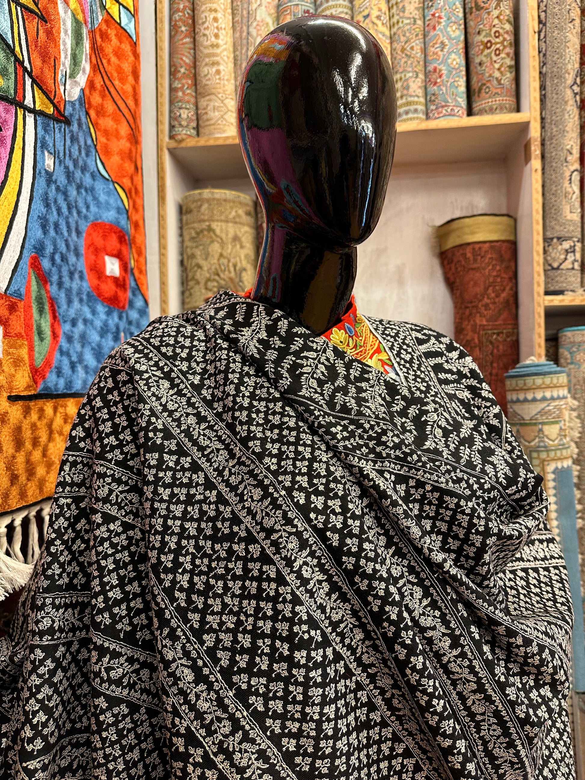 Black Sozni Pashmina Shawl ArtAsiaHandicrafts