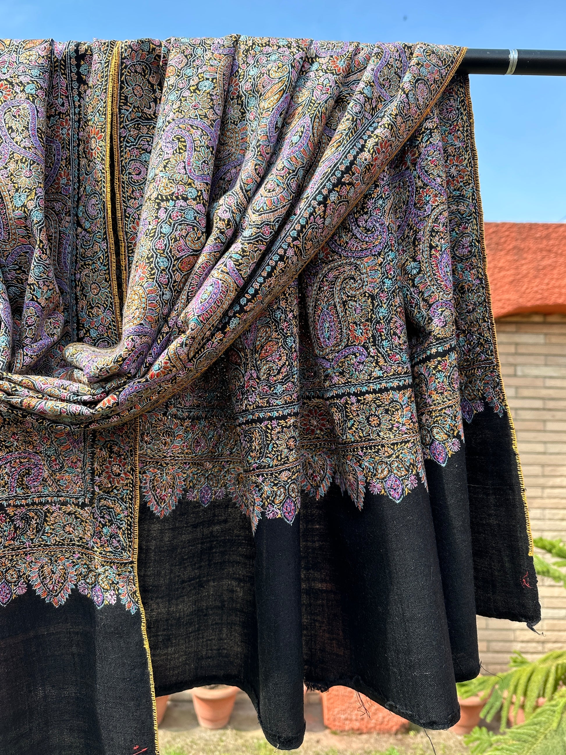 Black Sozni Pashmina Shawl ArtAsiaHandicrafts