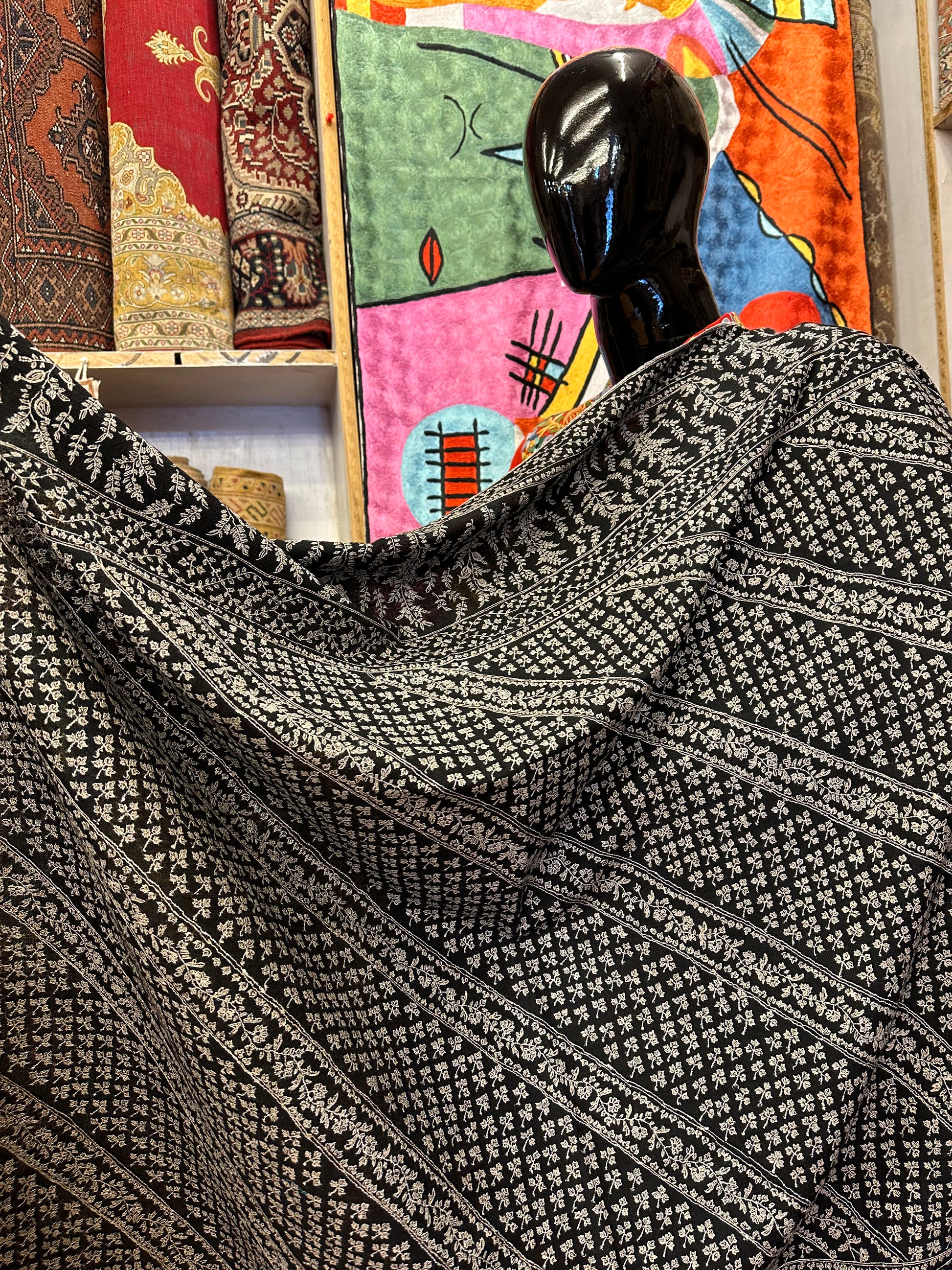Black Sozni Pashmina Shawl ArtAsiaHandicrafts