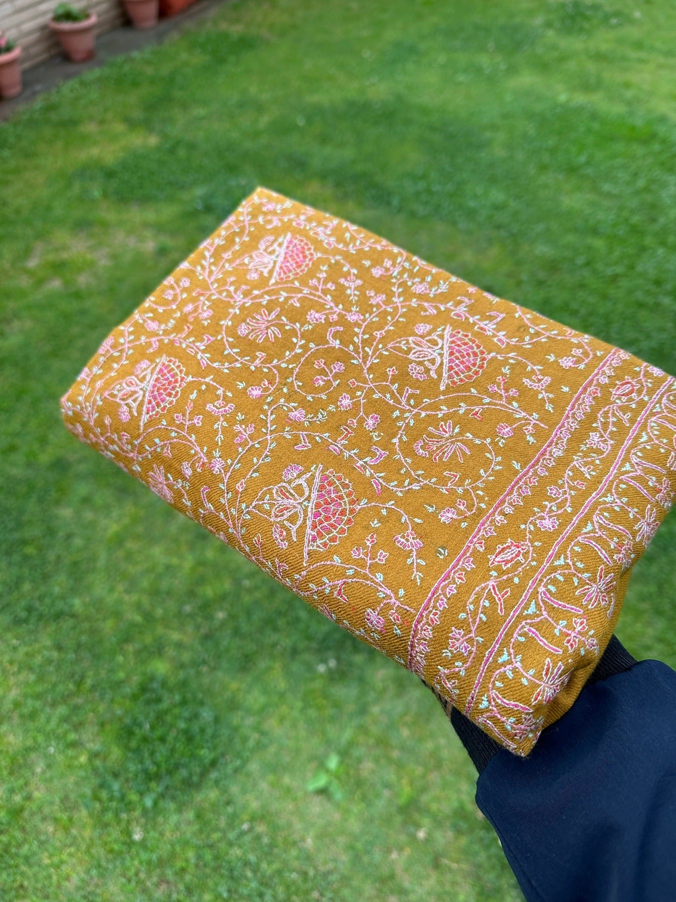 Golden Yellow Sozni Pashmina Shawl ArtAsiaHandicrafts