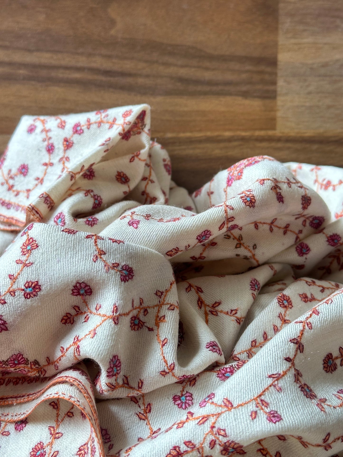 White Jaal Pashmina Shawl