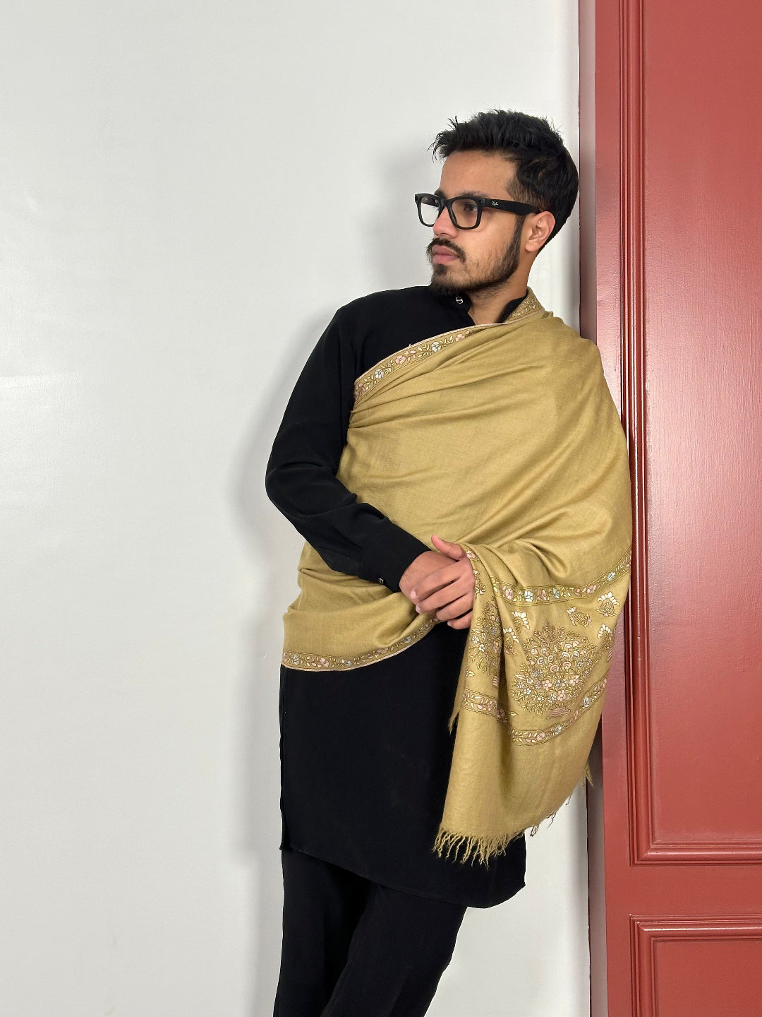 HAND EMBROIDERED CAMEL BROWN MUGHAL BUTI PASHMINA SHAWL