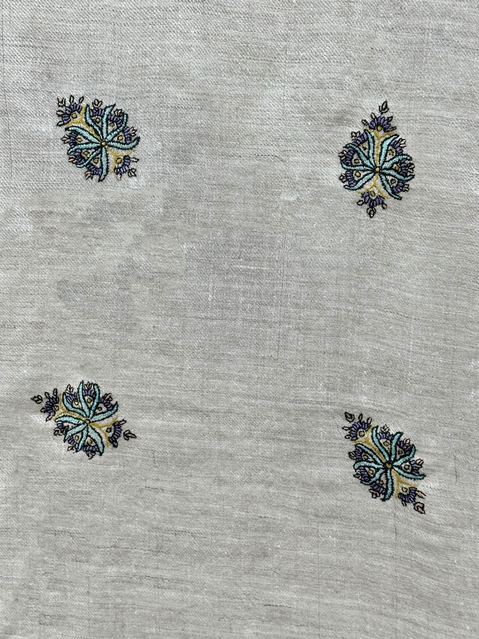 Pure Pashmina Soft Handmade Versatile Wear Scarf Silver Paisley Design