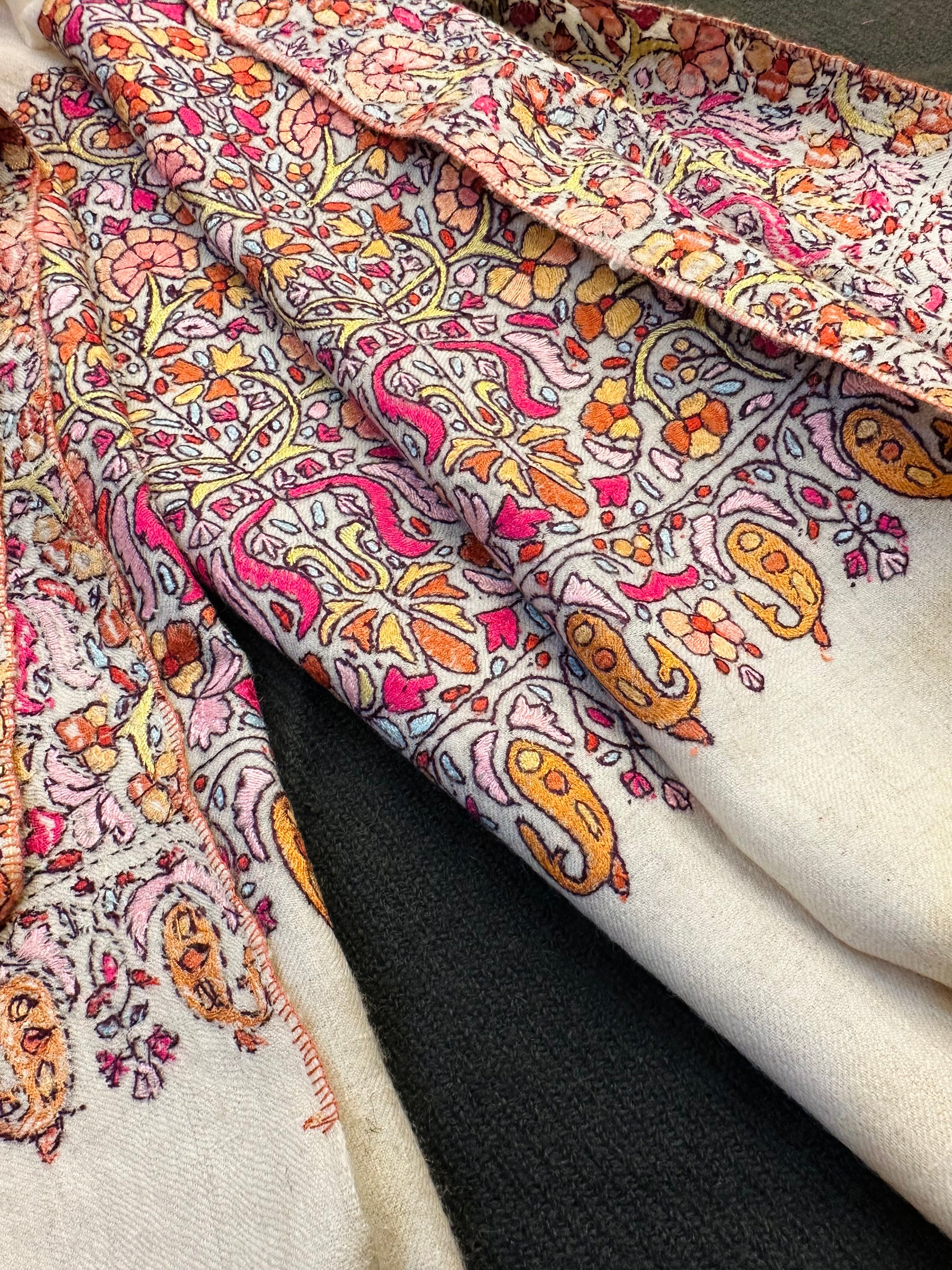 Ivory Palla Paper Mache Shawl ArtAsiaHandicrafts