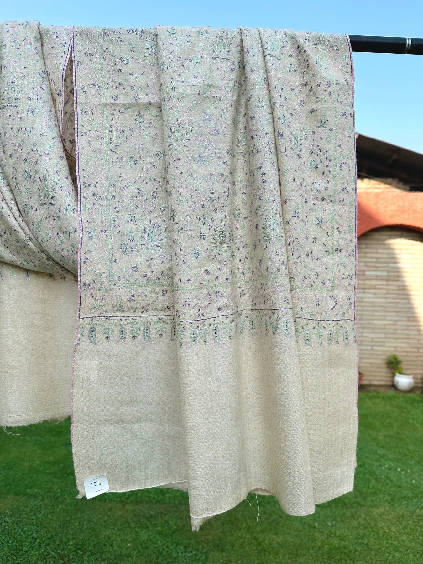 Ivory Sozni Pashmina Shawl ArtAsiaHandicrafts