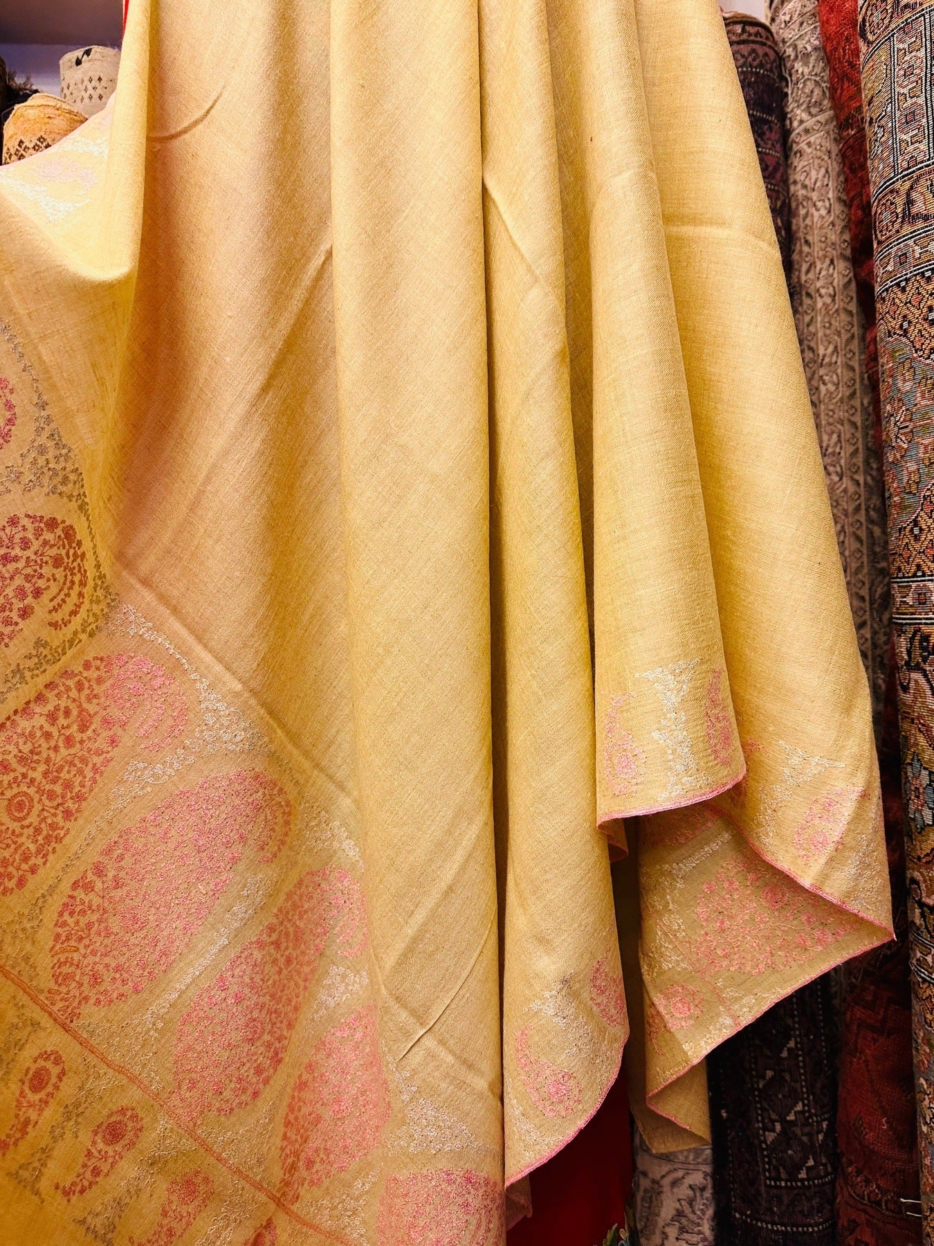 Jasmine Sozni Doardaar Shawl ArtAsiaHandicrafts