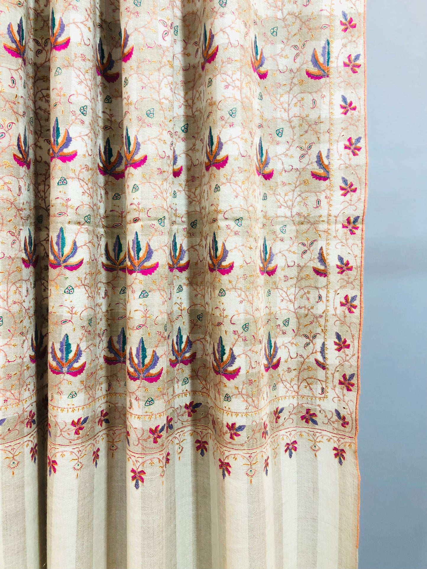 Ivory Jaal Pashmina Shawl ArtAsiaHandicrafts