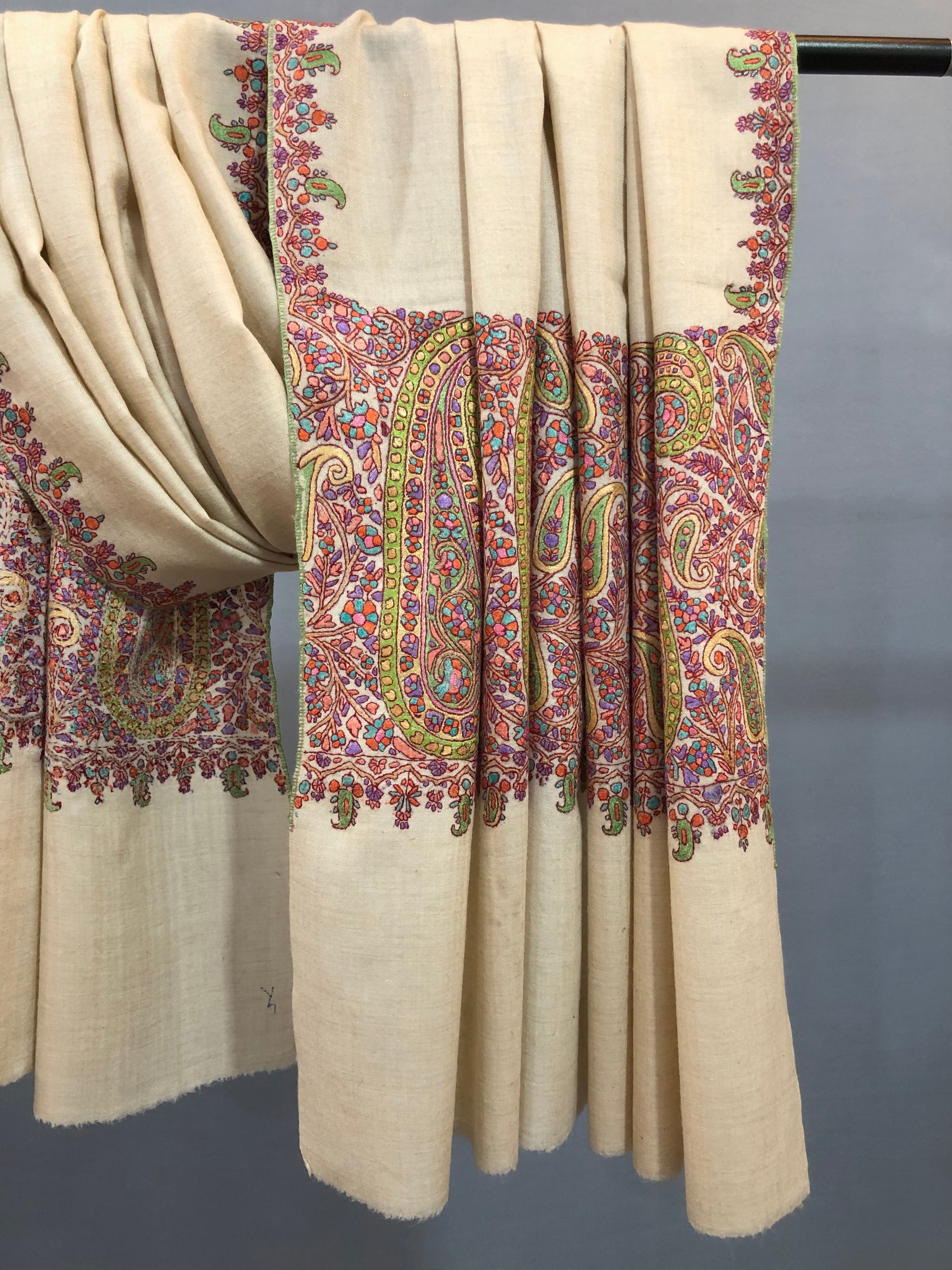 Ivory Palla Paper Mache Shawl ArtAsiaHandicrafts