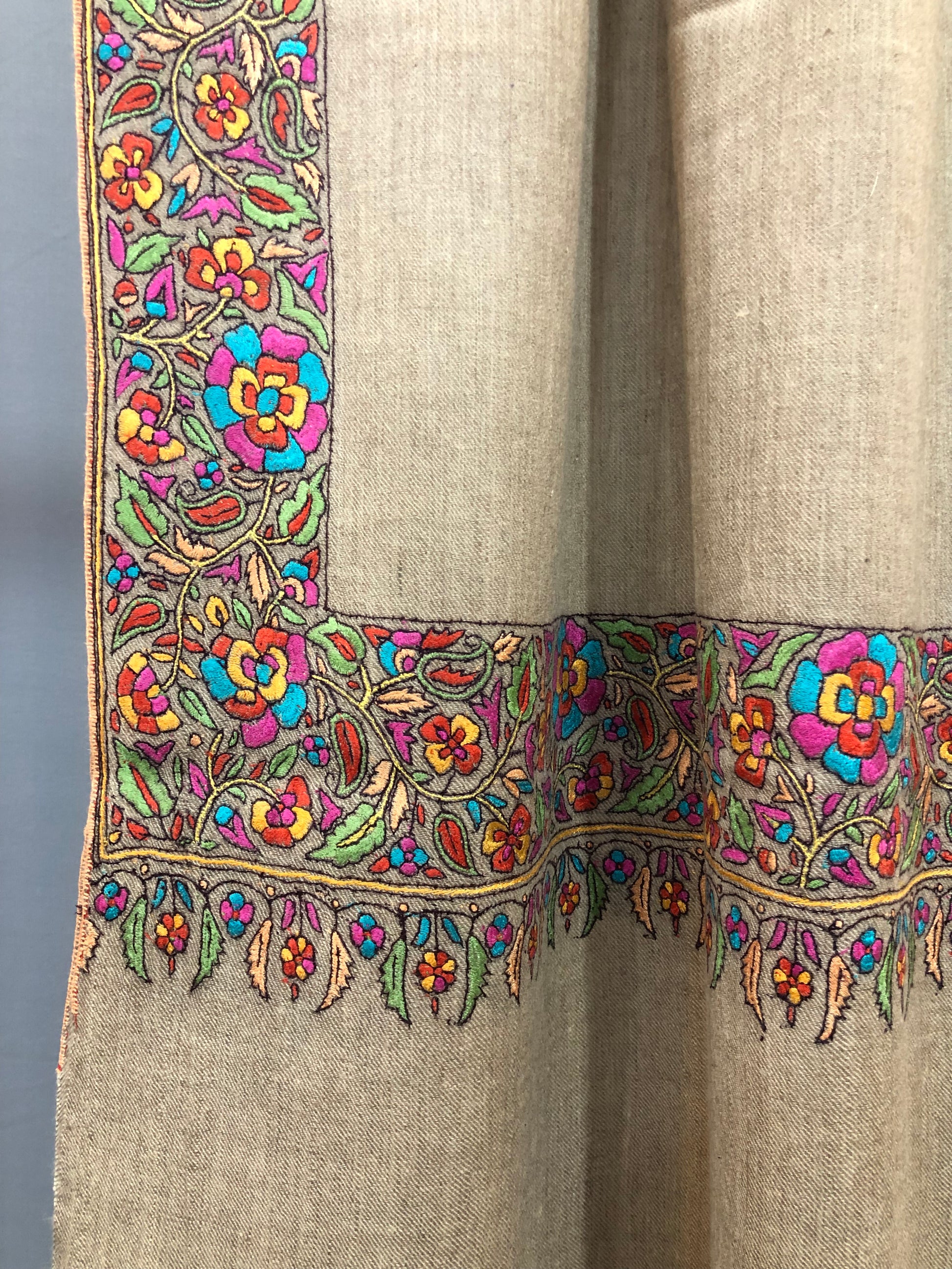 Natural Paper Mache Doardaar Shawl ArtAsiaHandicrafts