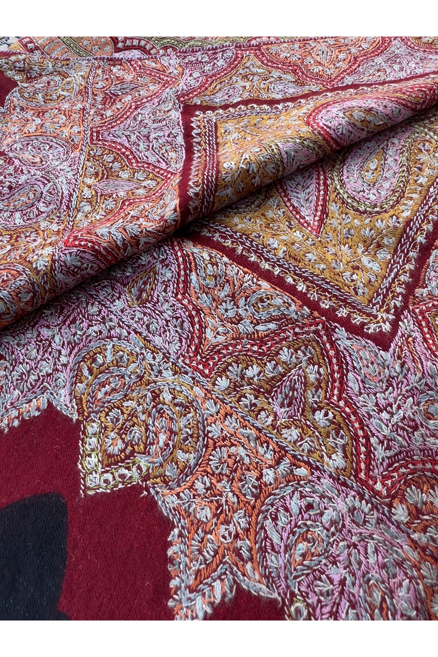 Red Sozni Pashmina Shawl ArtAsiaHandicrafts